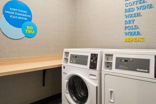 tru by hilton wisconsin dells