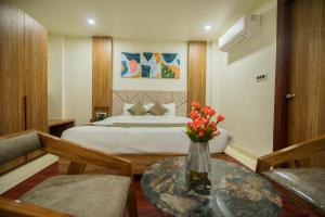 hotel emerald