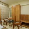 Hotel Emerald,Maharana Pratap Nagar,3 star