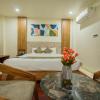 Hotel Emerald,Maharana Pratap Nagar,3 star