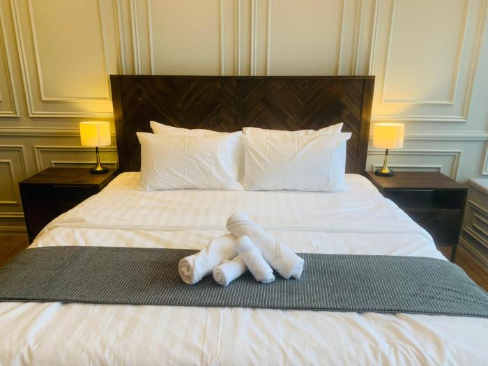 ceylonz suites bukit ceylon by roomy