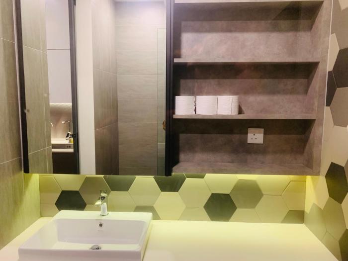 ceylonz suites bukit ceylon by roomy