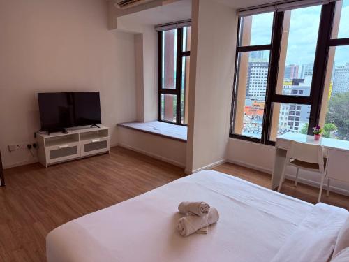 ceylonz suites bukit ceylon by roomy