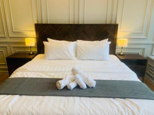 ceylonz suites bukit ceylon by roomy