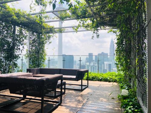 ceylonz suites bukit ceylon by roomy