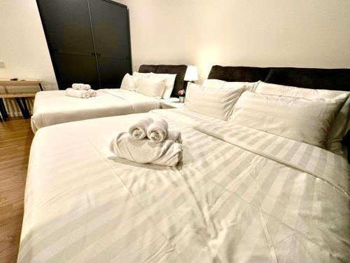 ceylonz suites bukit ceylon by roomy