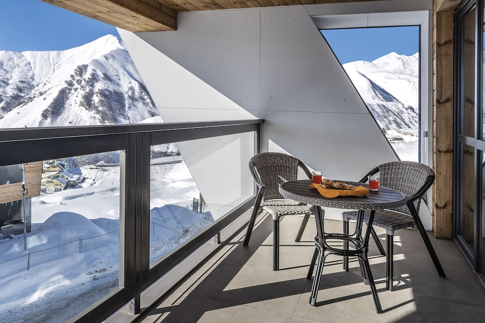 residence gudauri hills