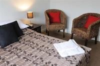 airport garden inn hotel