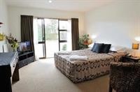 airport garden inn hotel