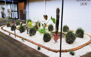 airport garden inn hotel