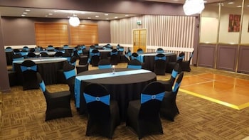 airport garden inn hotel