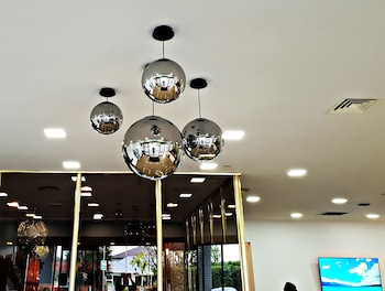 airport garden inn hotel