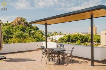 las hadas apartments