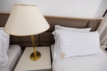 chateau linza resort