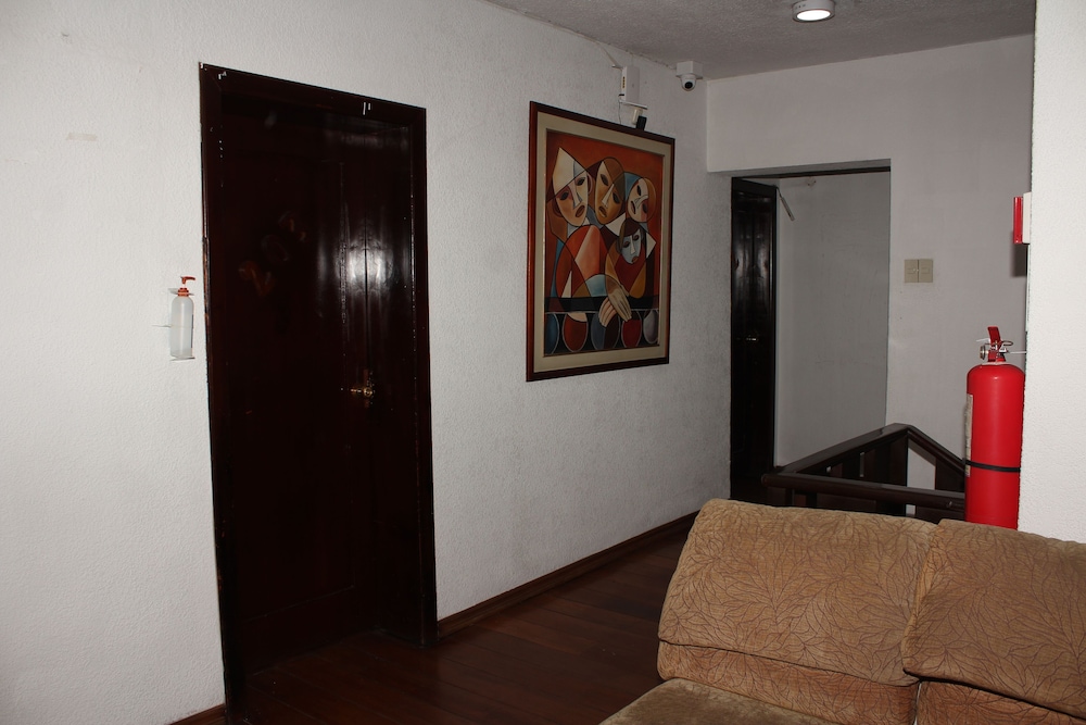 hostal la catolica