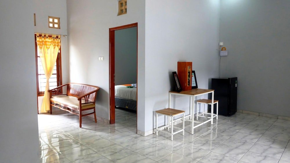 homestay maguwoharjo by simply homy