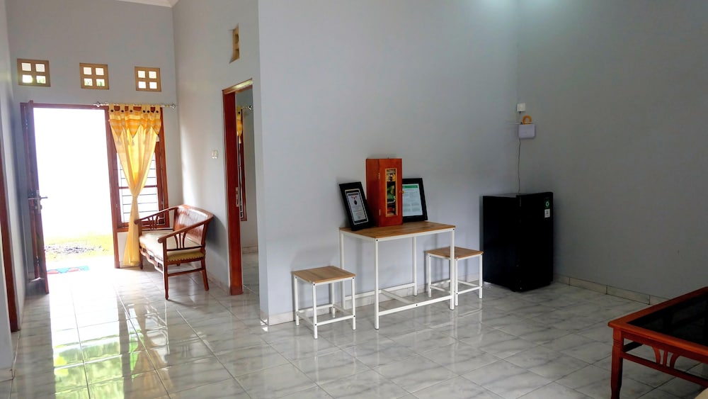 homestay maguwoharjo by simply homy