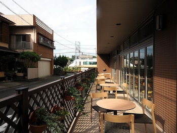 toyoko inn iseshi eki