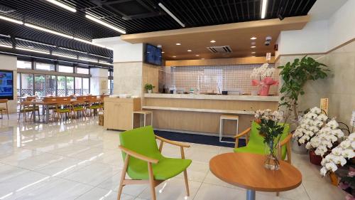 toyoko inn iseshi eki