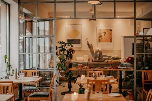 Oslo Guldsmeden,Kolbotn>>Frogner,3 star