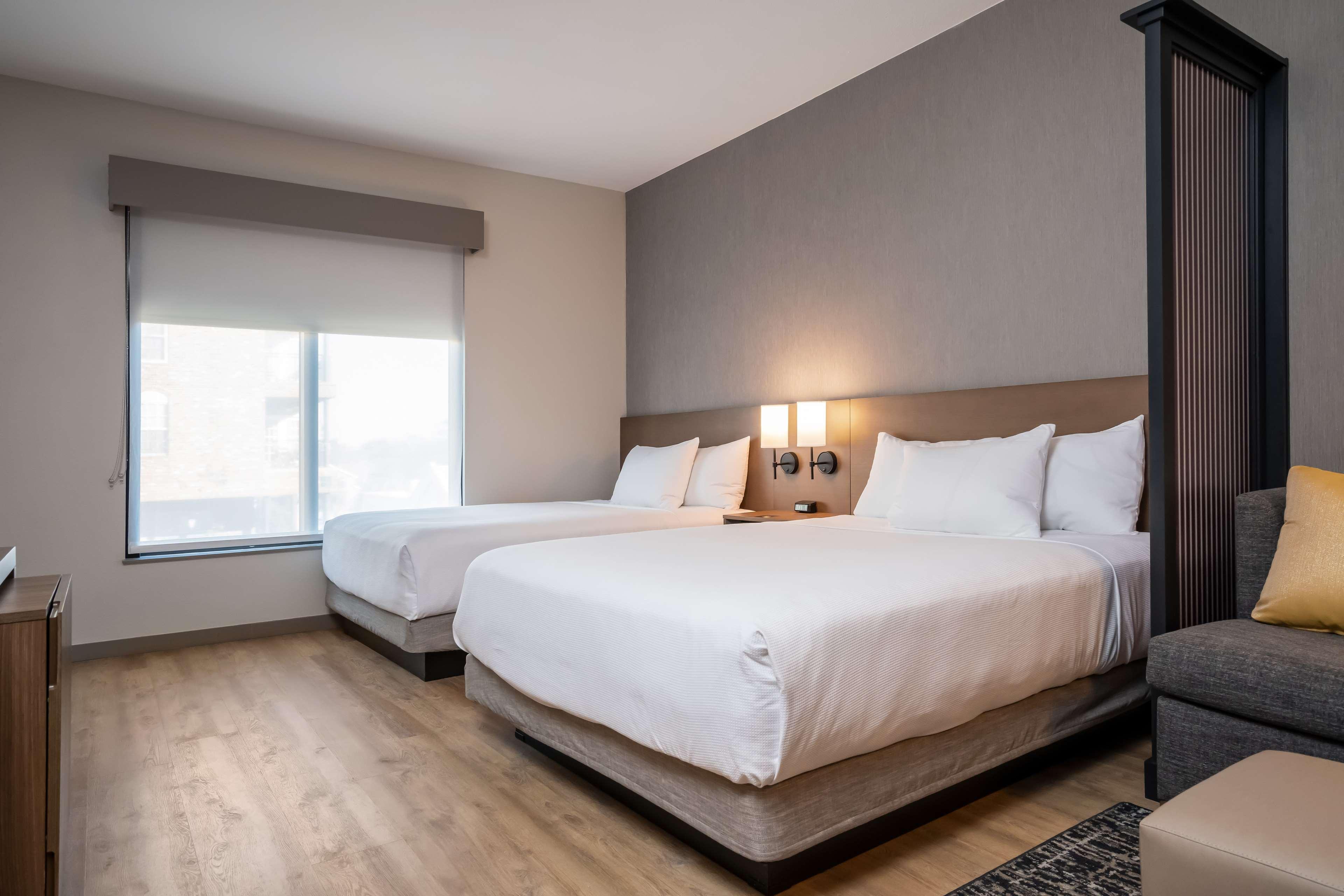 hyatt place gainesville downtown