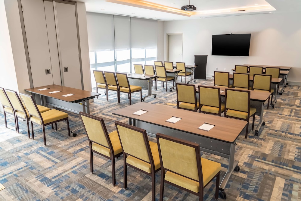 hyatt place gainesville downtown