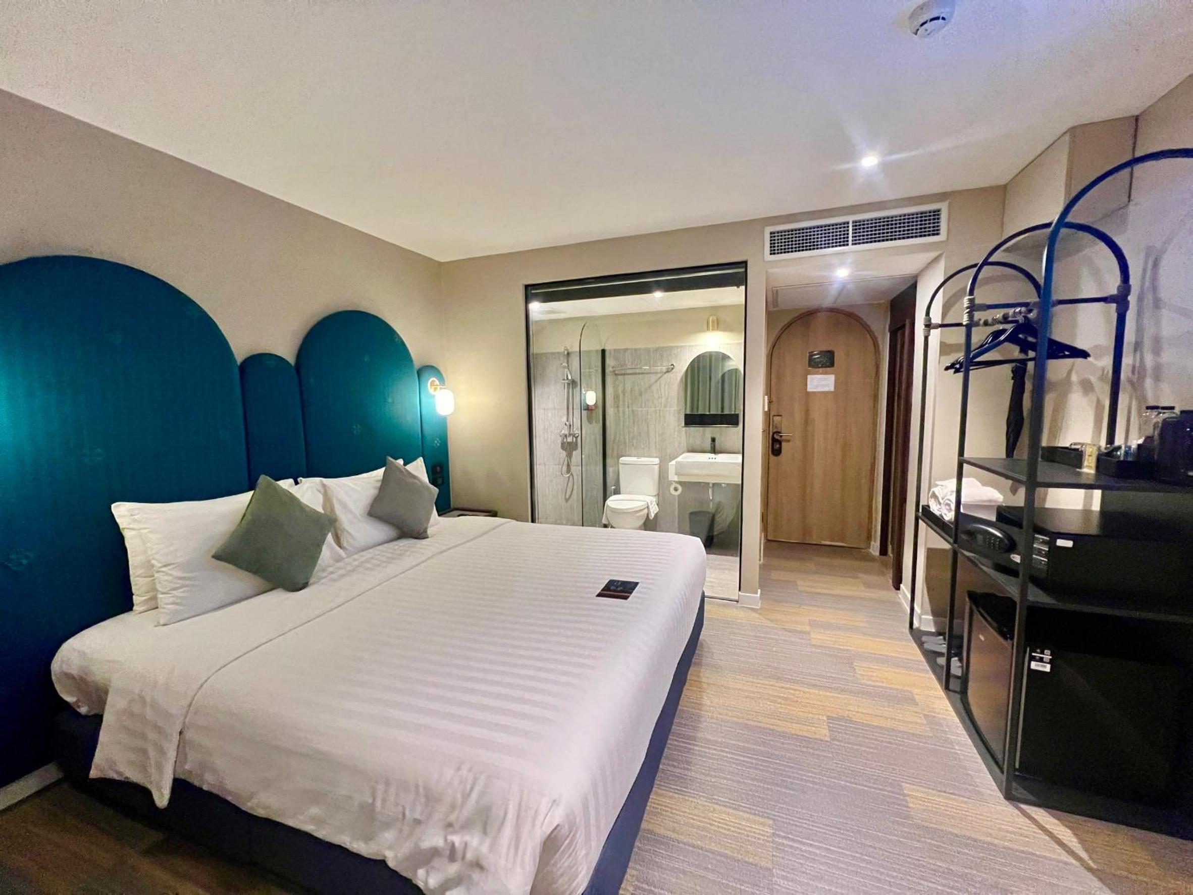 benjarong hotel bangkok
