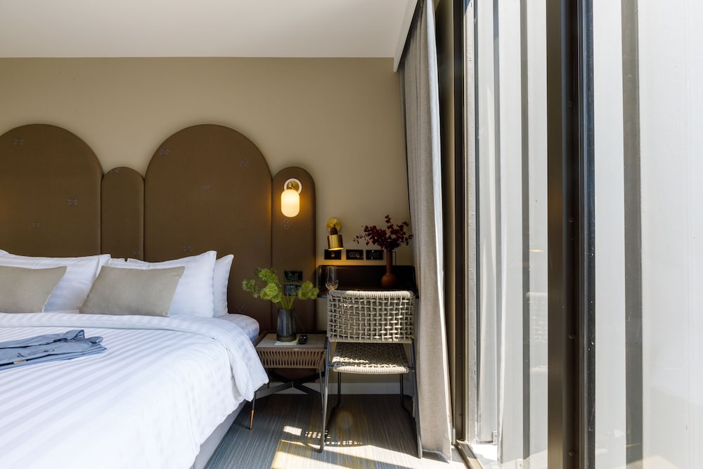 benjarong hotel bangkok