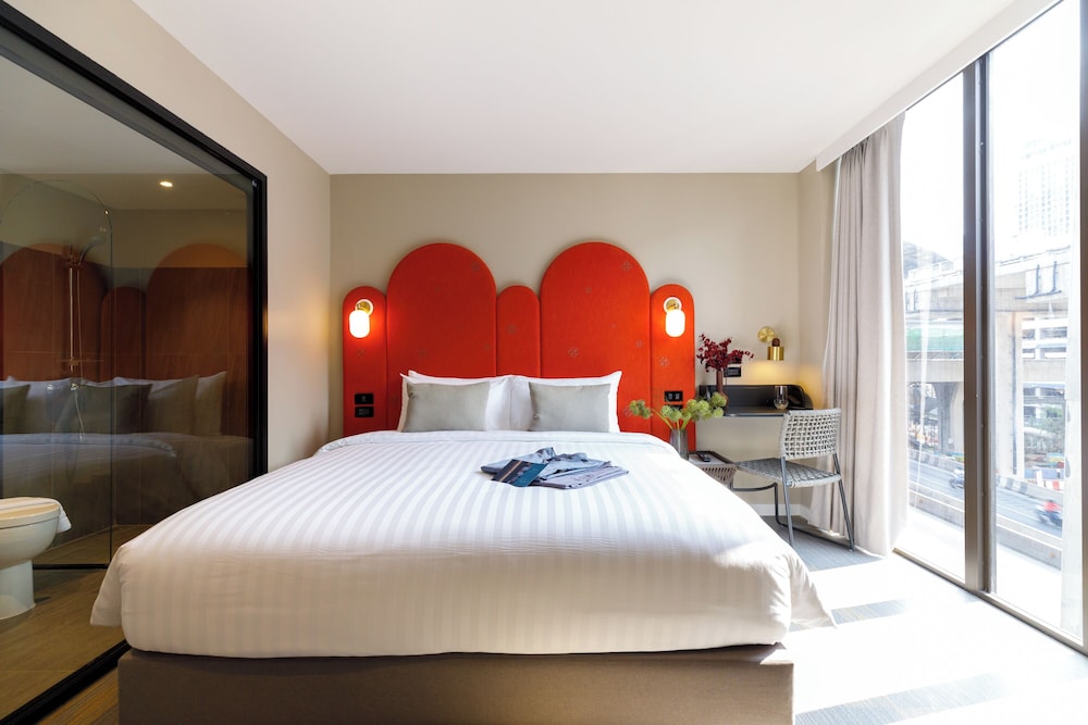 benjarong hotel bangkok