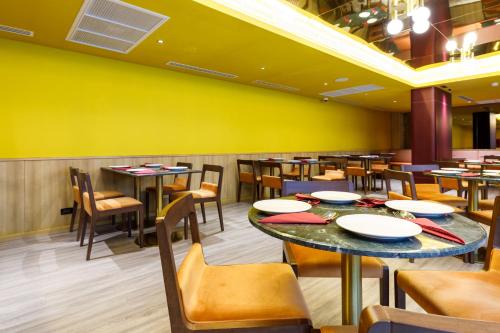benjarong hotel bangkok