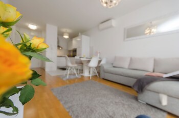 apartment only love