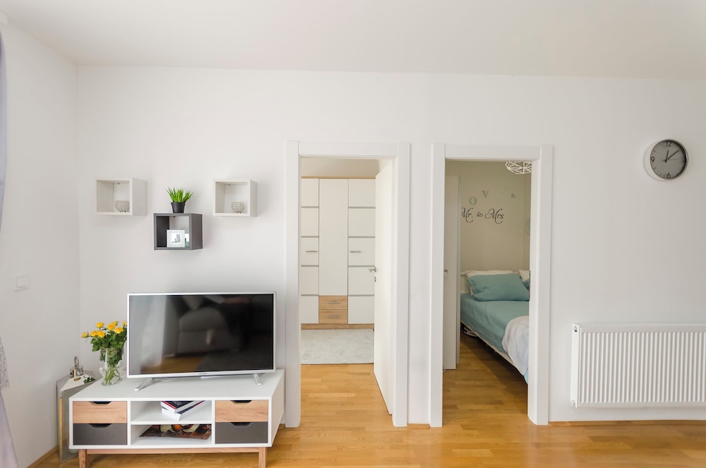 apartment only love