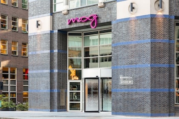 moxy the hague