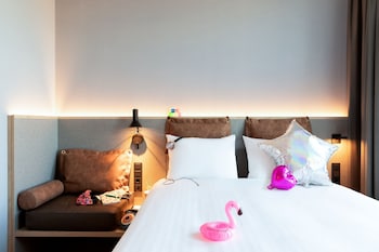 moxy the hague