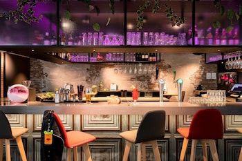 moxy the hague