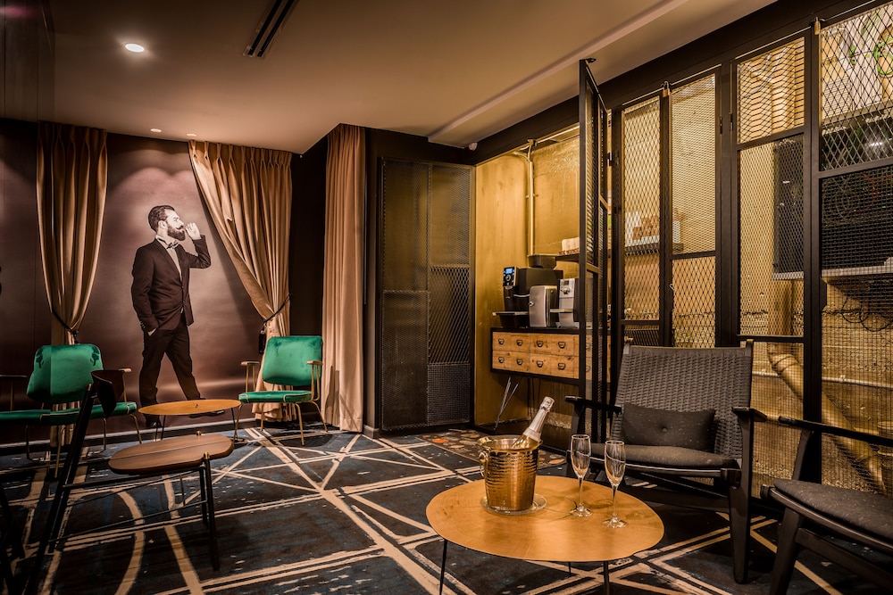 embassy hotel tel aviv