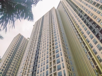 well designed 2br corner transpark cibubur apartment