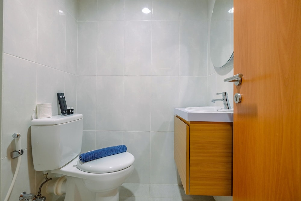 best deal and tidy studio at evenciio margonda apartment