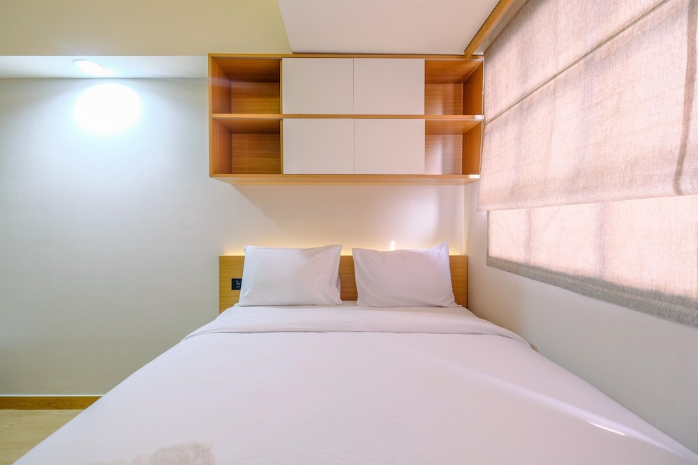 best deal and tidy studio at evenciio margonda apartment