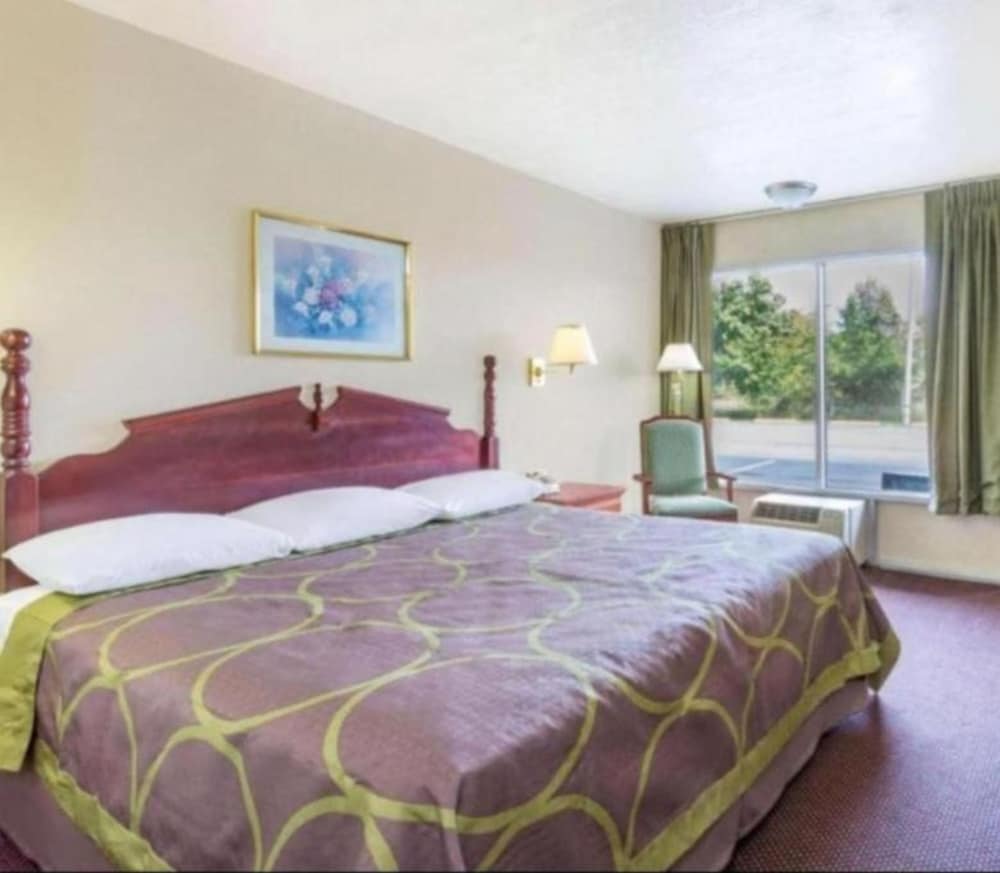 ashland studio inn