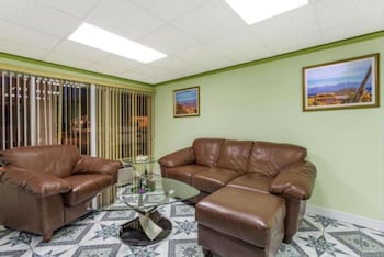 Ashland Studio Inn,,2 star