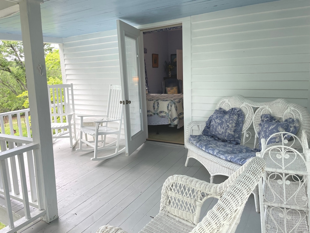 the sautee inn bed and breakfast