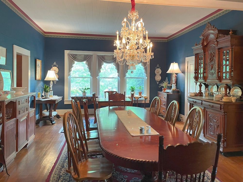 the sautee inn bed and breakfast