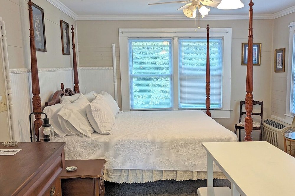 the sautee inn bed and breakfast