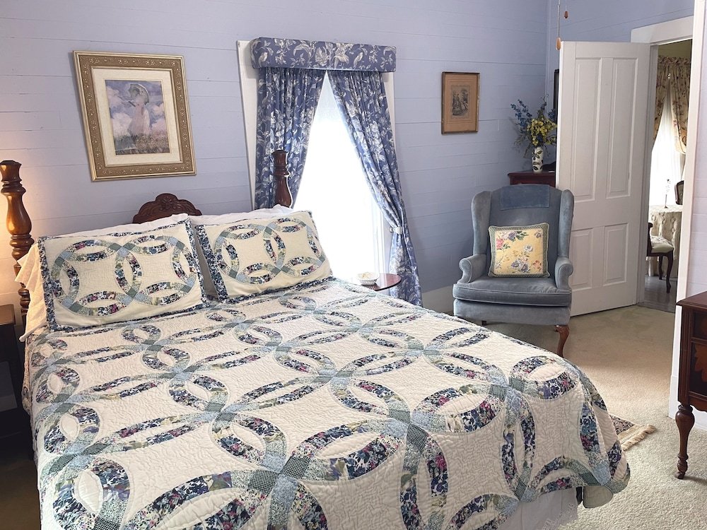 the sautee inn bed and breakfast