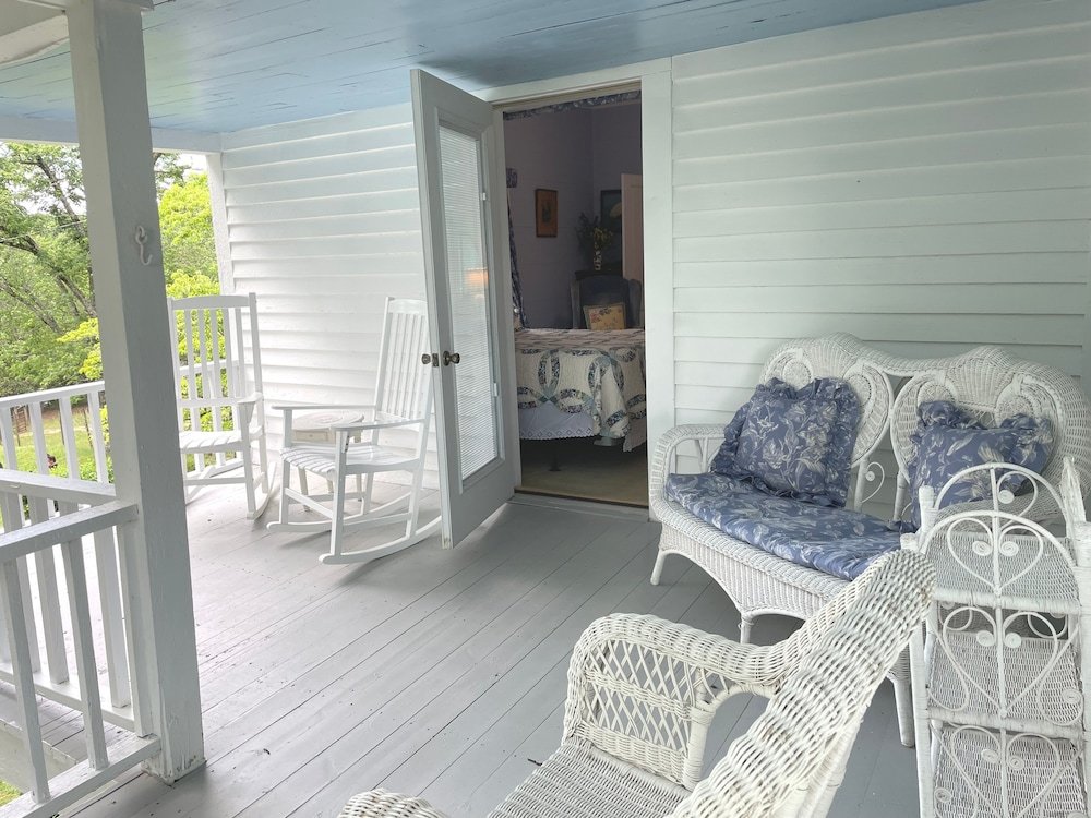 the sautee inn bed and breakfast