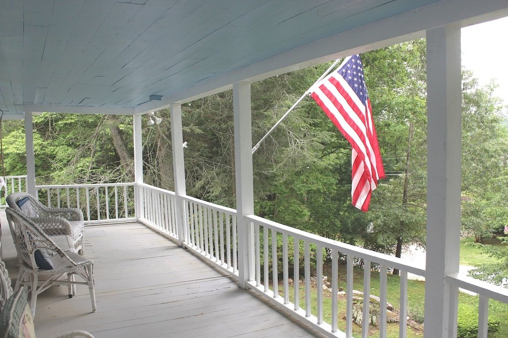 the sautee inn bed and breakfast