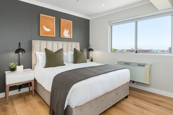 point break luxury apartments