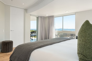 point break luxury apartments