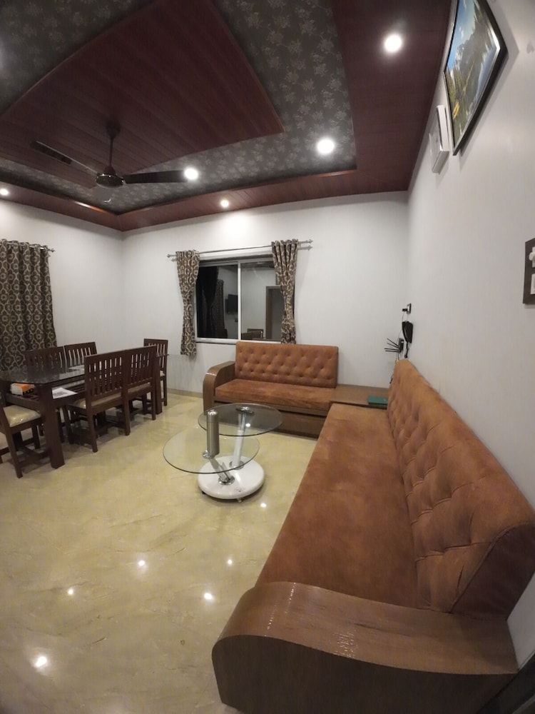 royal palace panchgani